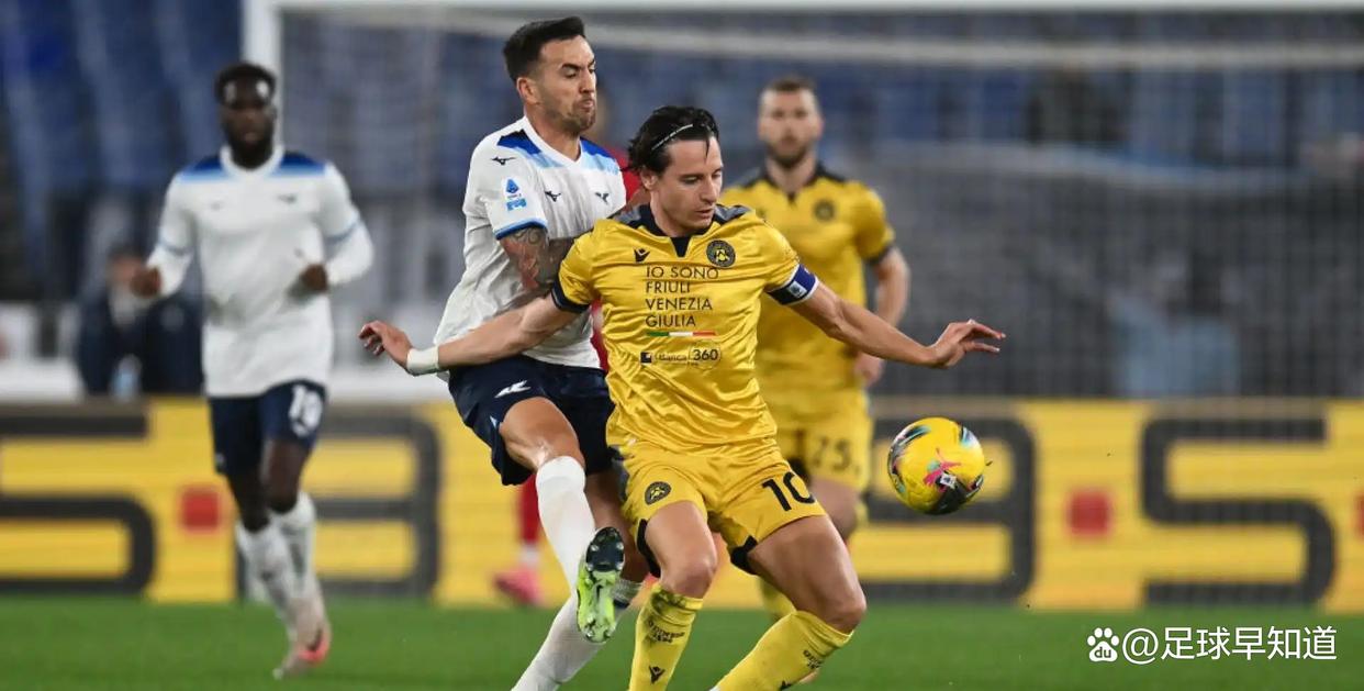 乌迪内斯主帅现身比赛场边，鼓励队员全力拼搏的简单介绍