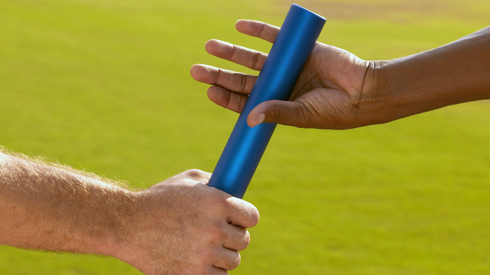 英超争冠之夜,奥亚尔萨瓦尔发挥堪称完美