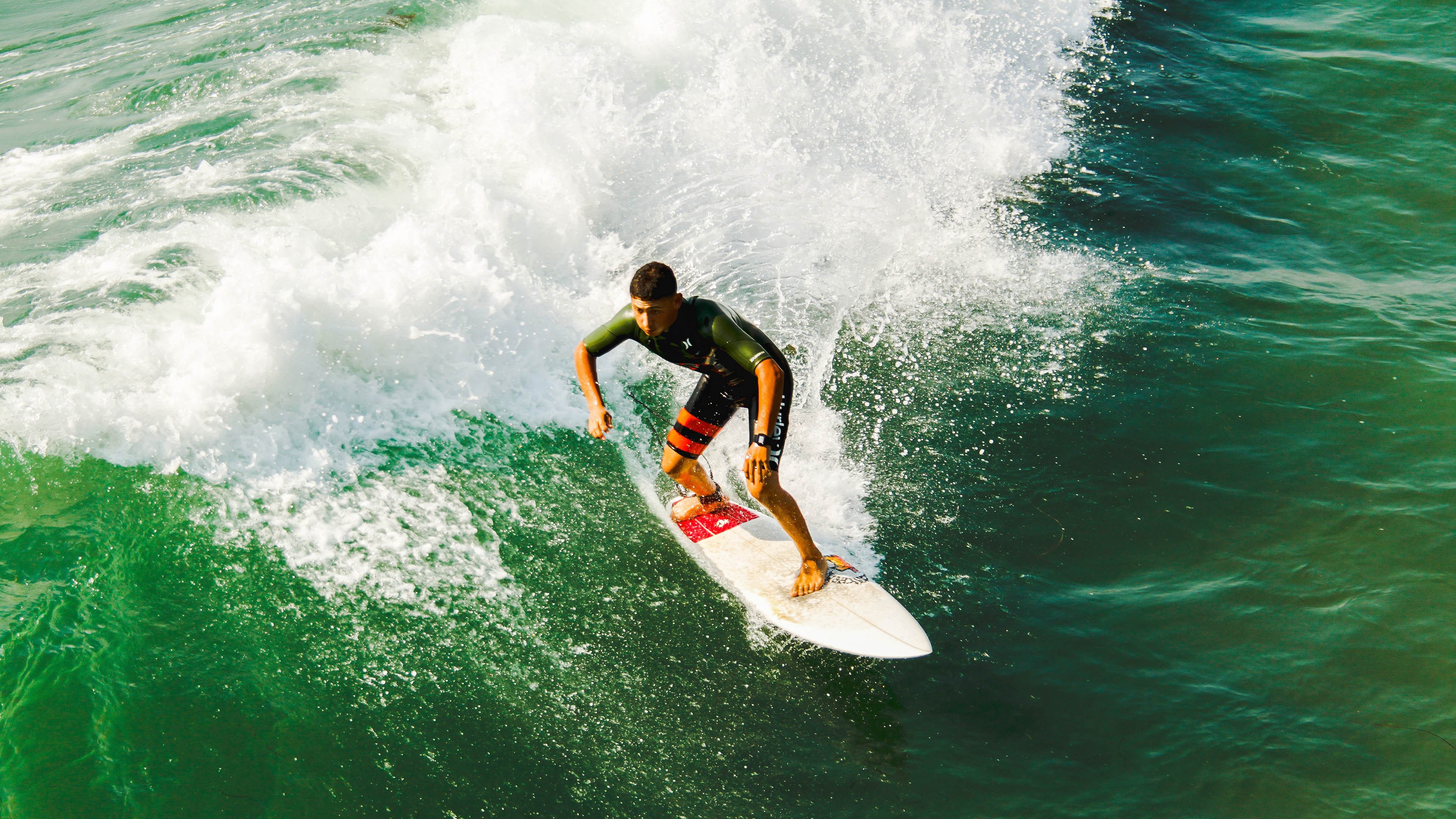 北欧寒流难敌高地烈焰，孙兴慜关键绝杀助苏格兰强压瑞典